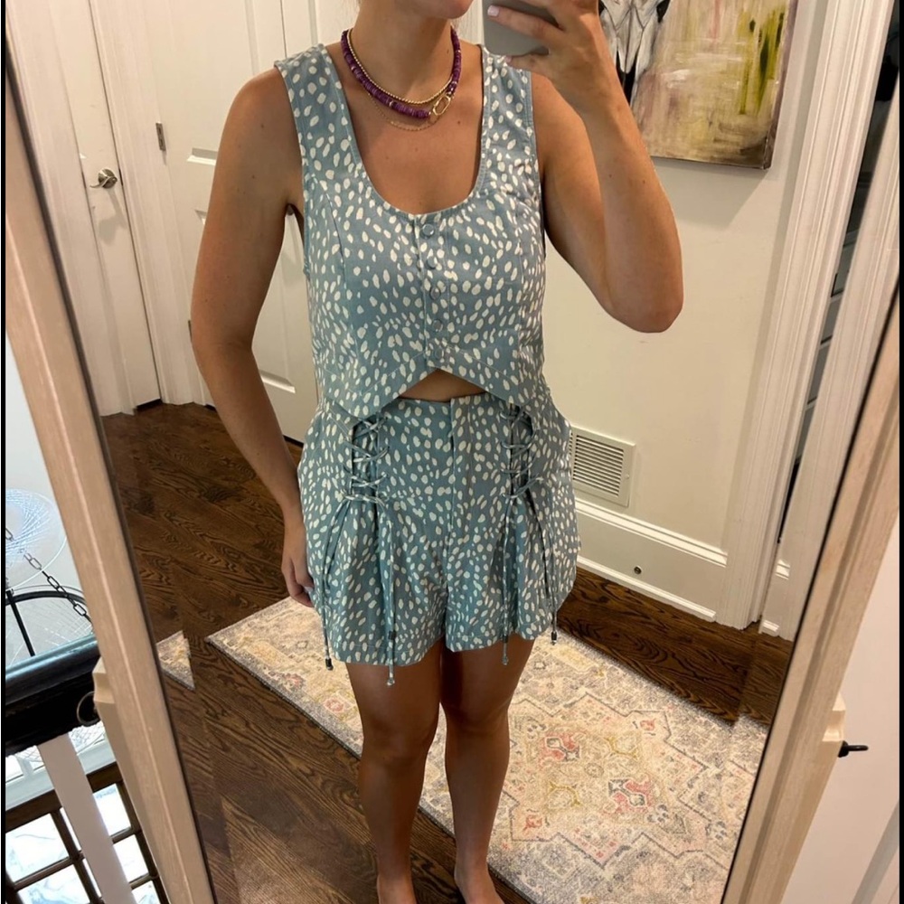 Free people blue set - Size 6. Worn once- Like new.